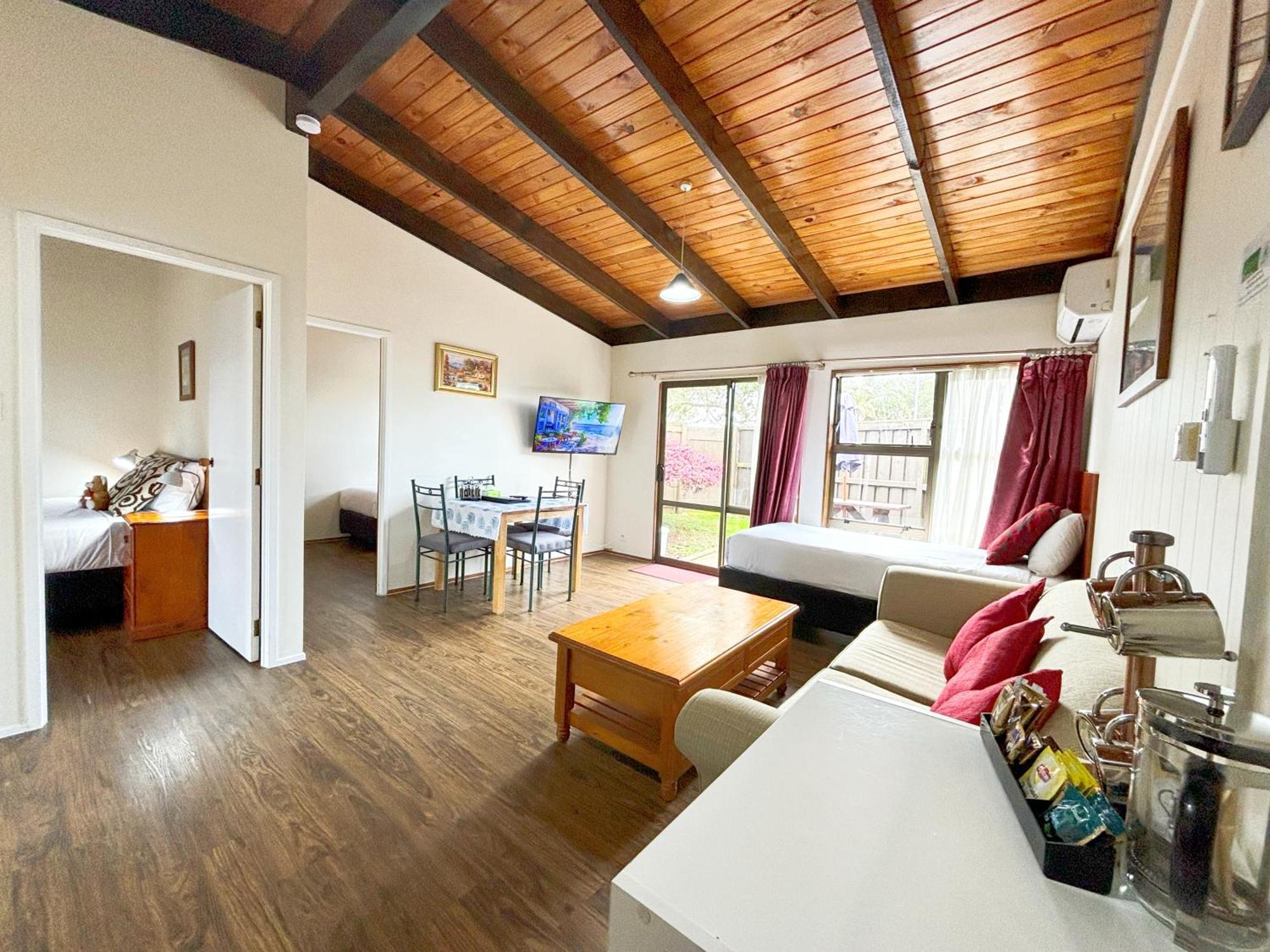 กรันจ์ มอเตอร์ ลอดจ์ Motel โอ๊คแลนด์ ภายนอก รูปภาพ